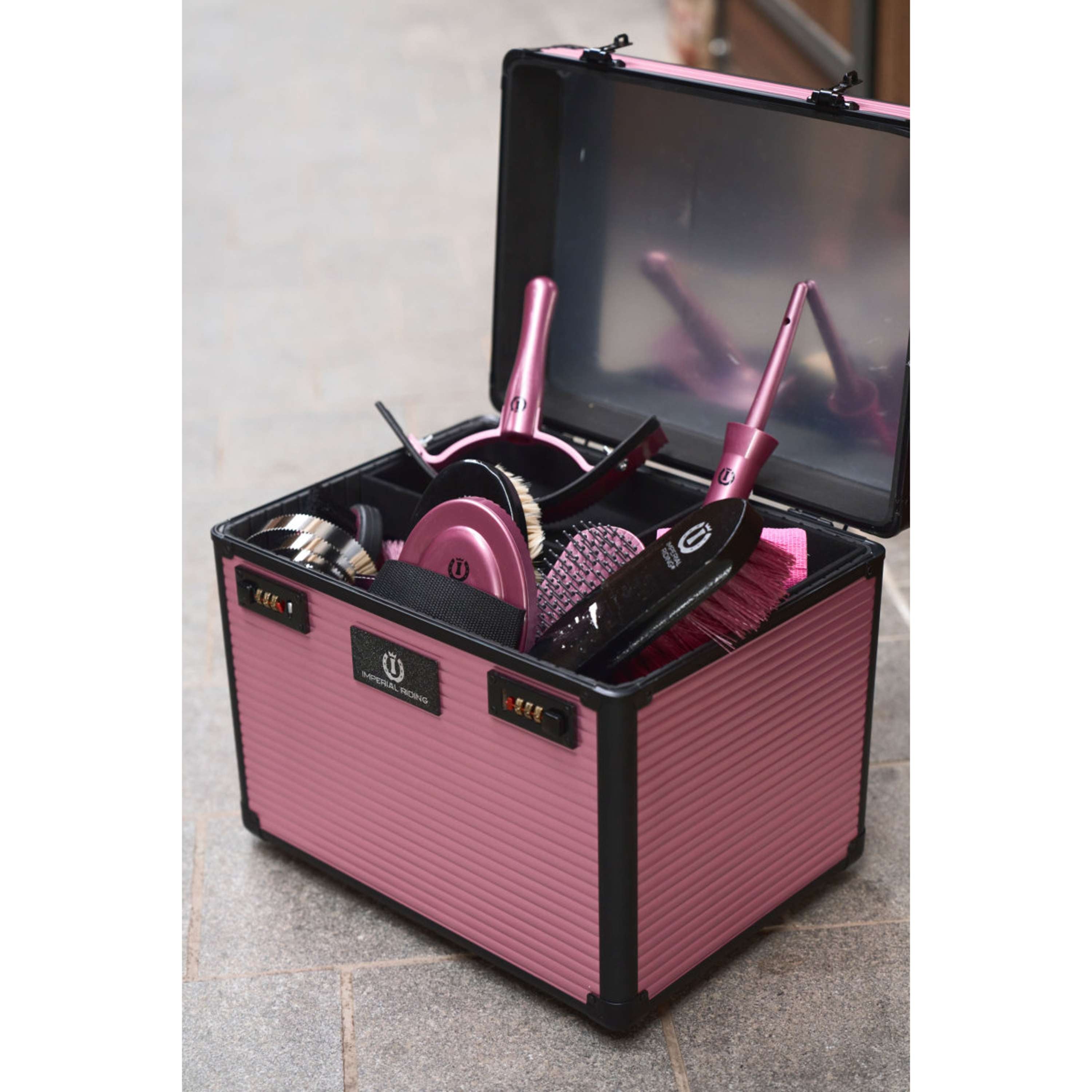Imperial Riding Putzbox IRHShiny Mauve