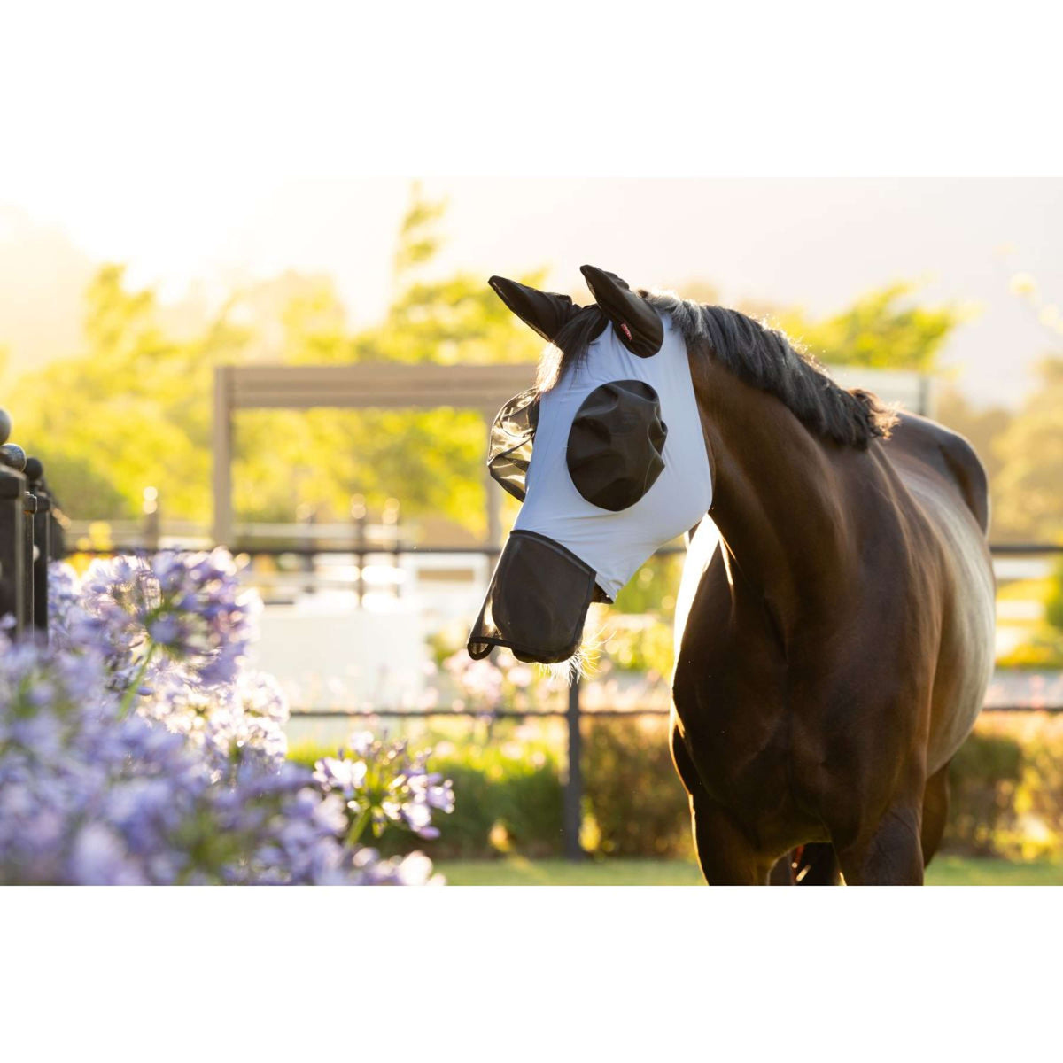 LeMieux Fliegenmaske Bug Relief Mit Nüsternschutz Powder Blue