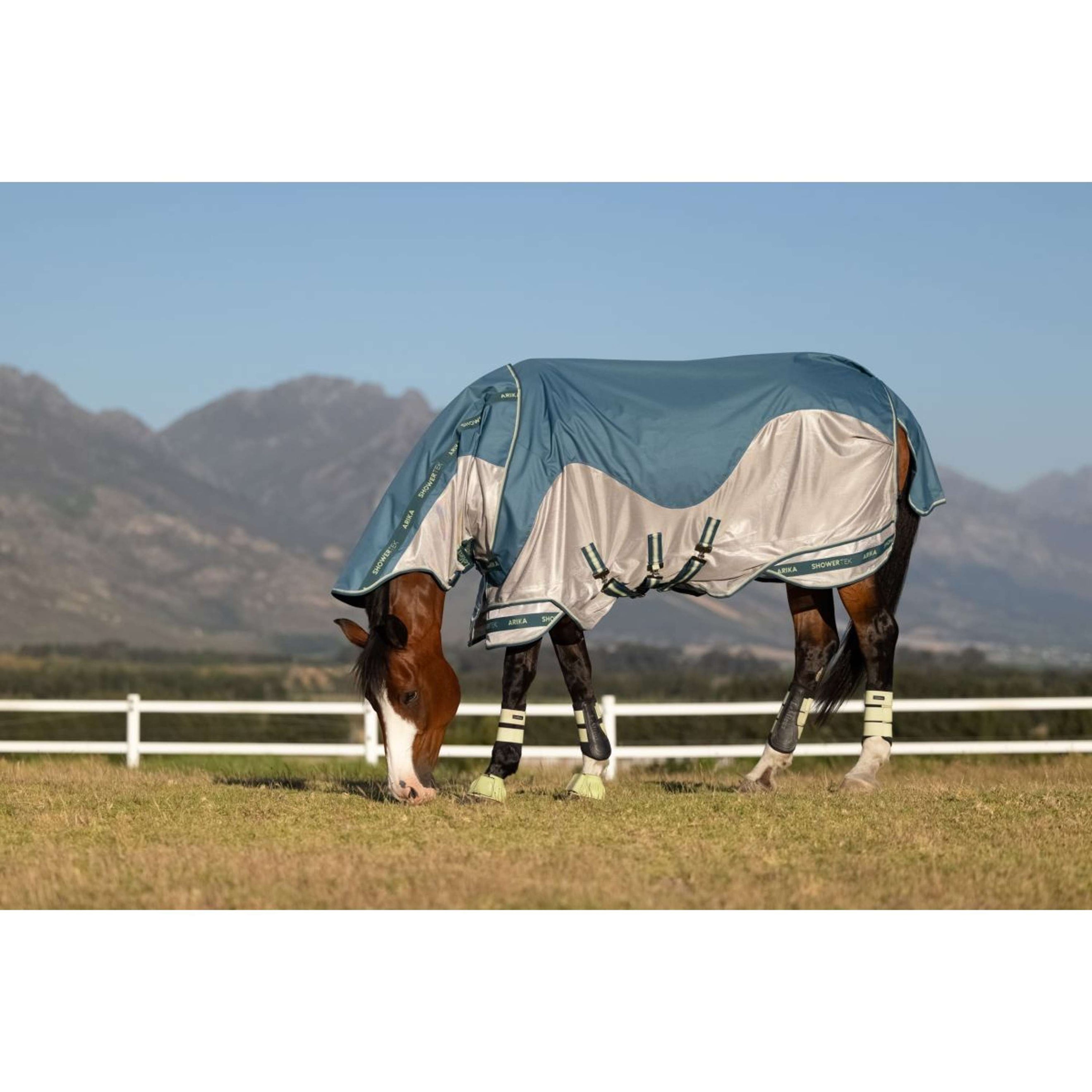 LeMieux Fliegendecke Arika Camo Shower-Tek Abnehmbarer Hals Jungle