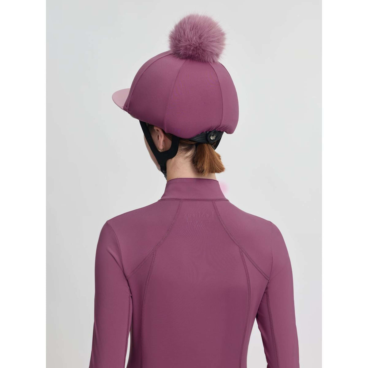 LeMieux Kappenabdeckung Classique Pom Mallow