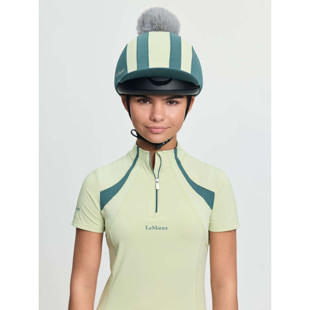 LeMieux Kappenabdeckung Tempo Pom Jungle