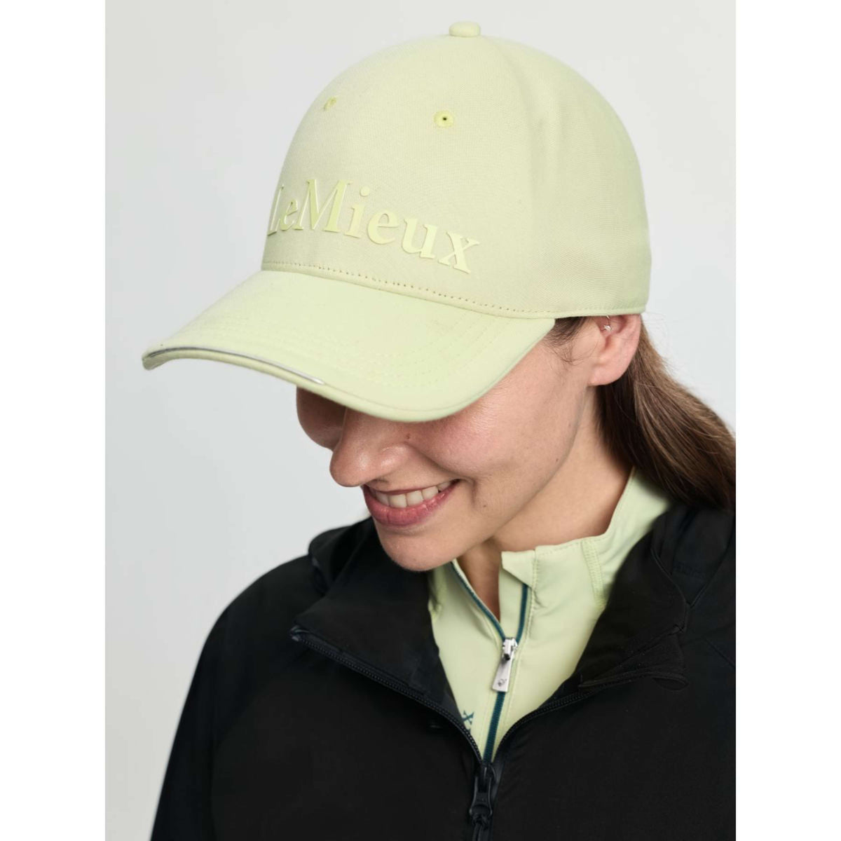 LeMieux Cap Lara Macaron