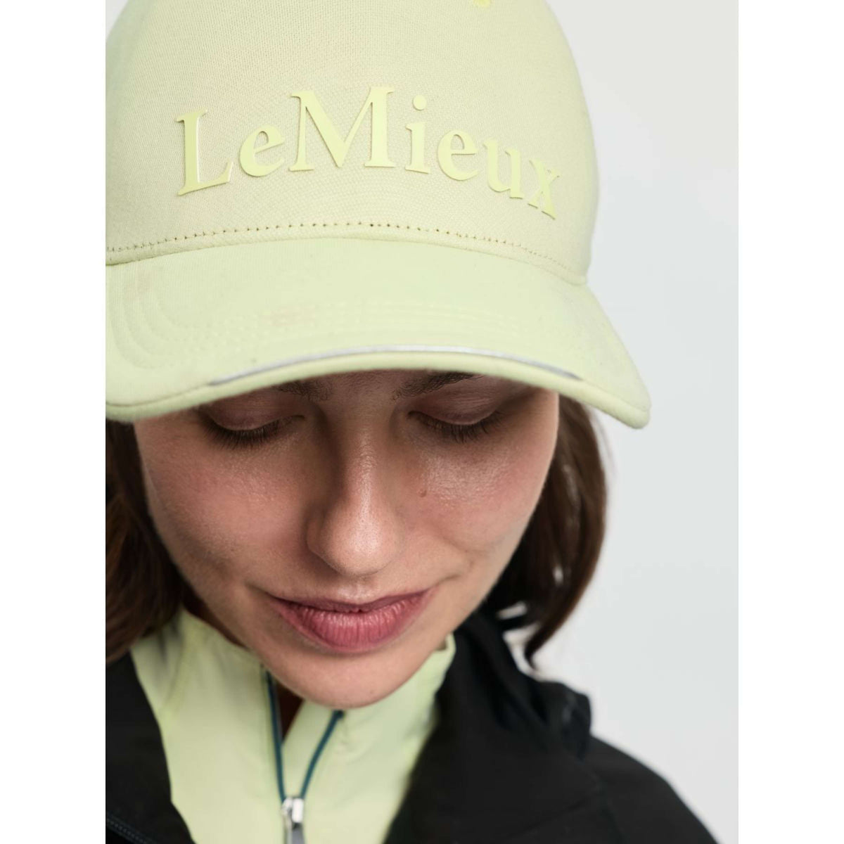 LeMieux Cap Lara Macaron