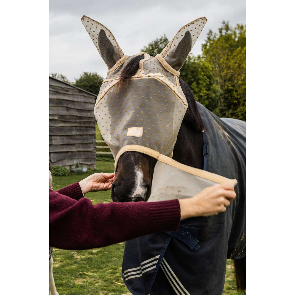 Kentucky Fliegenmaske Heart mit Ohren und Nase Beige