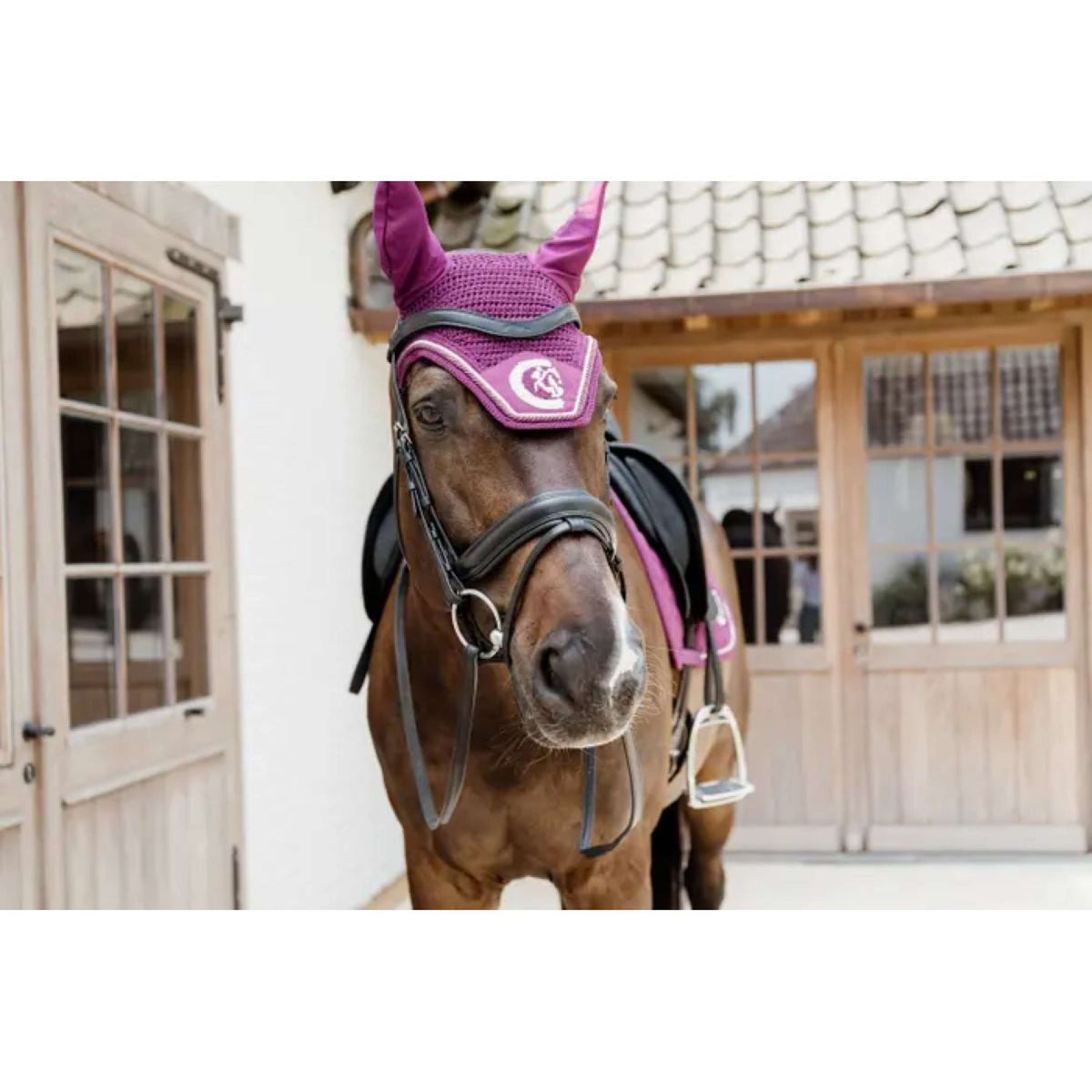 Kentucky Horsewear Fliegenhaube Wellington 3D Logo Violett