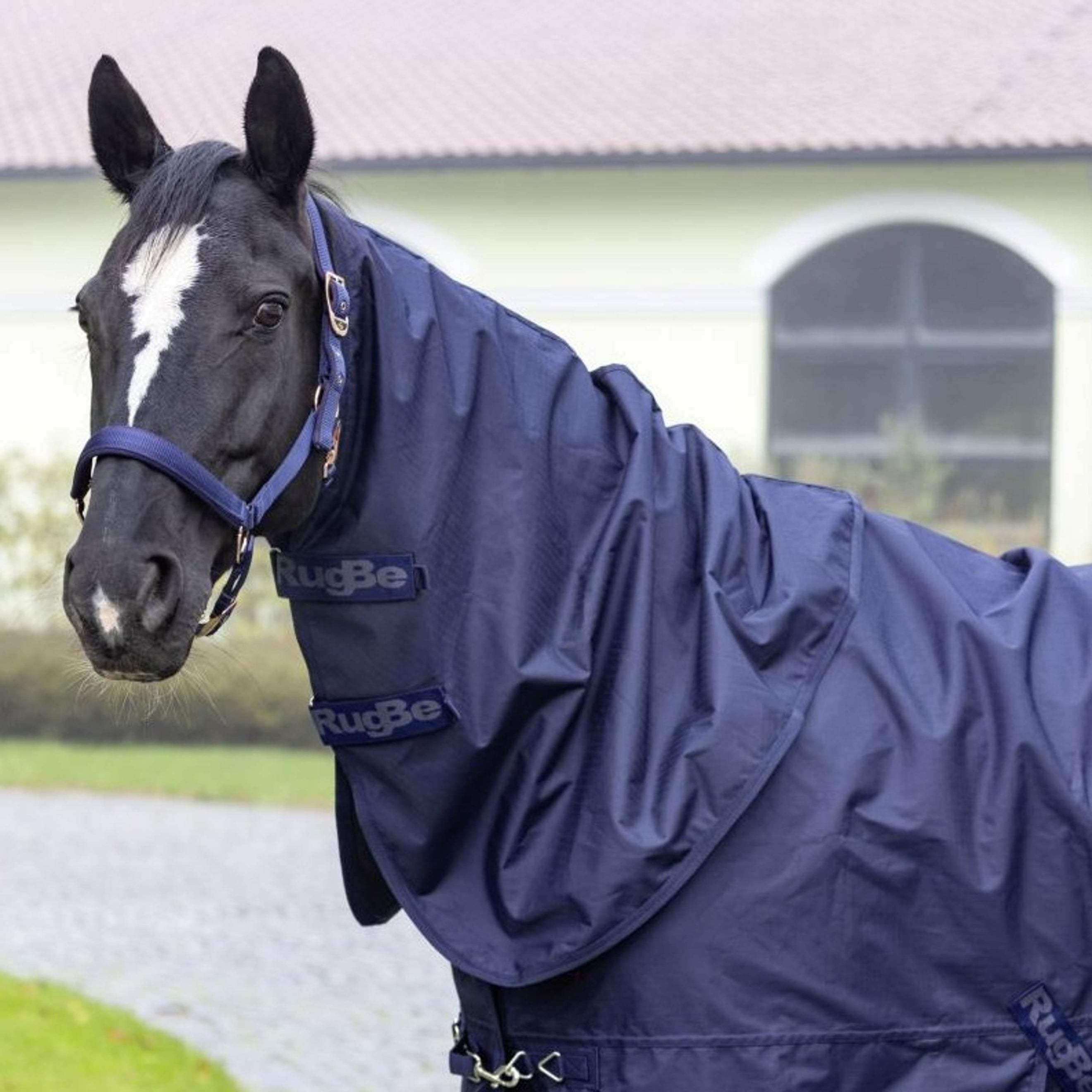 RugBe by Covalliero Halsstück Zero Dark Navy RugBe by Covalliero Halsstück Zero Dark Navy