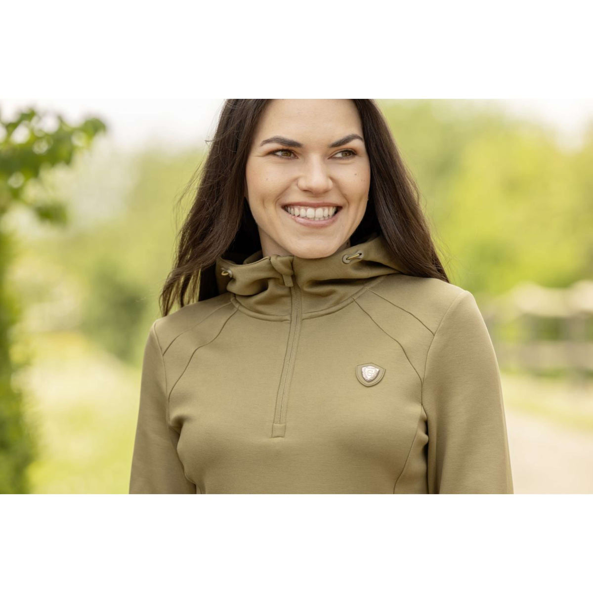 Covalliero Hoodie SS26 Damen Nuss