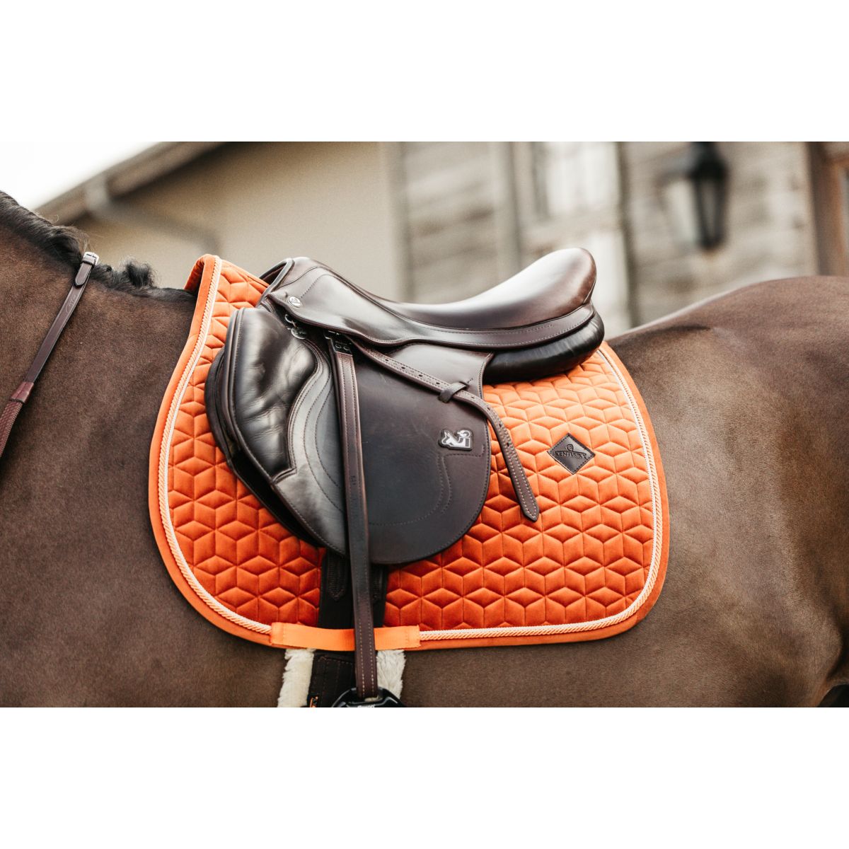 Kentucky Horsewear Schabracke Velvet Springen Orange