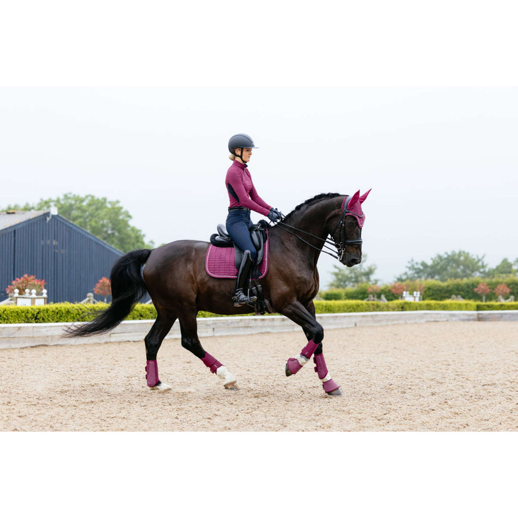 LeMieux Schabracke Suede Square Dressur Blackberry