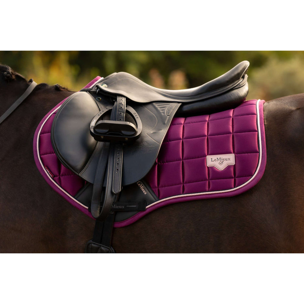 LeMieux Schabracke Loire Classic Close Contact Square Springen Blackberry