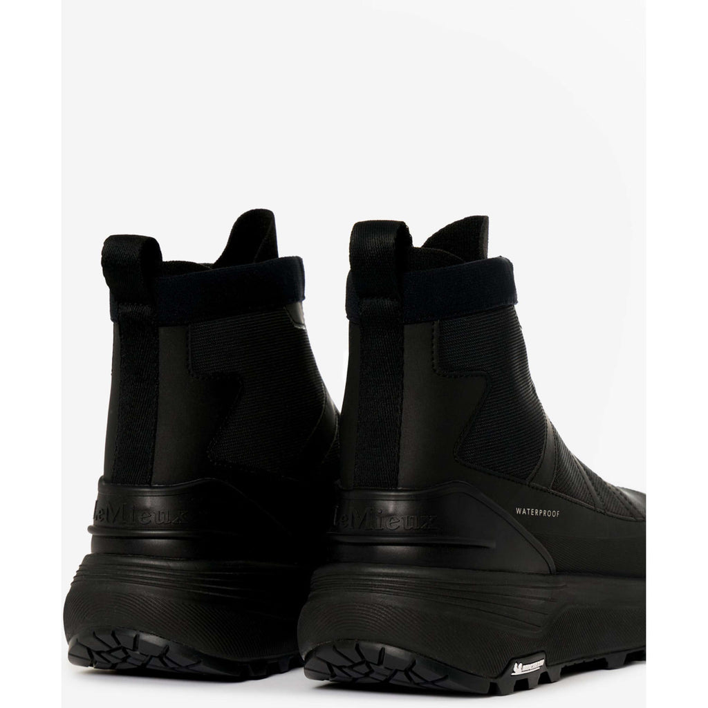 LeMieux Stallschuhe Cavara Performance High Top Schwarz