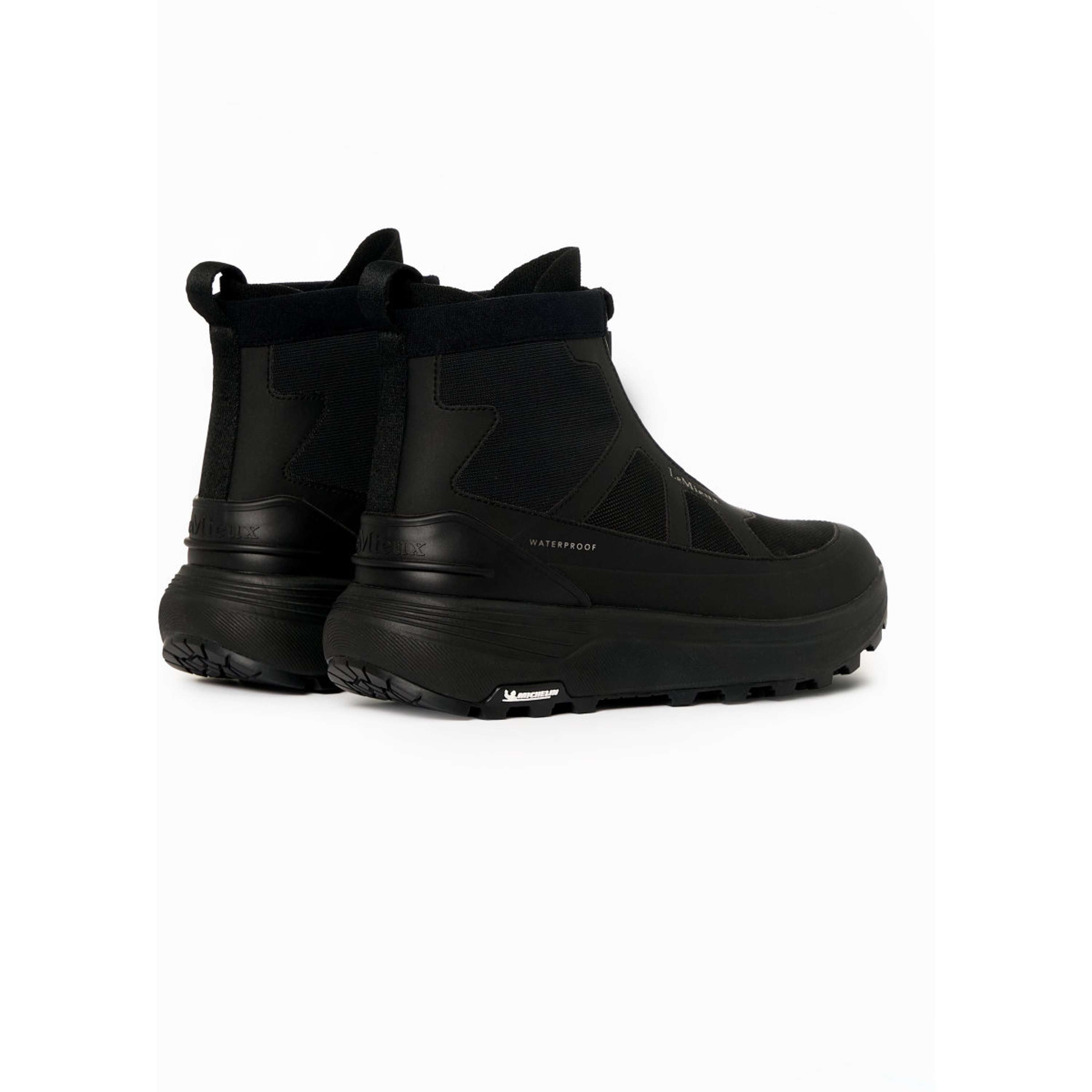 LeMieux Stallschuhe Cavara Performance High Top Schwarz