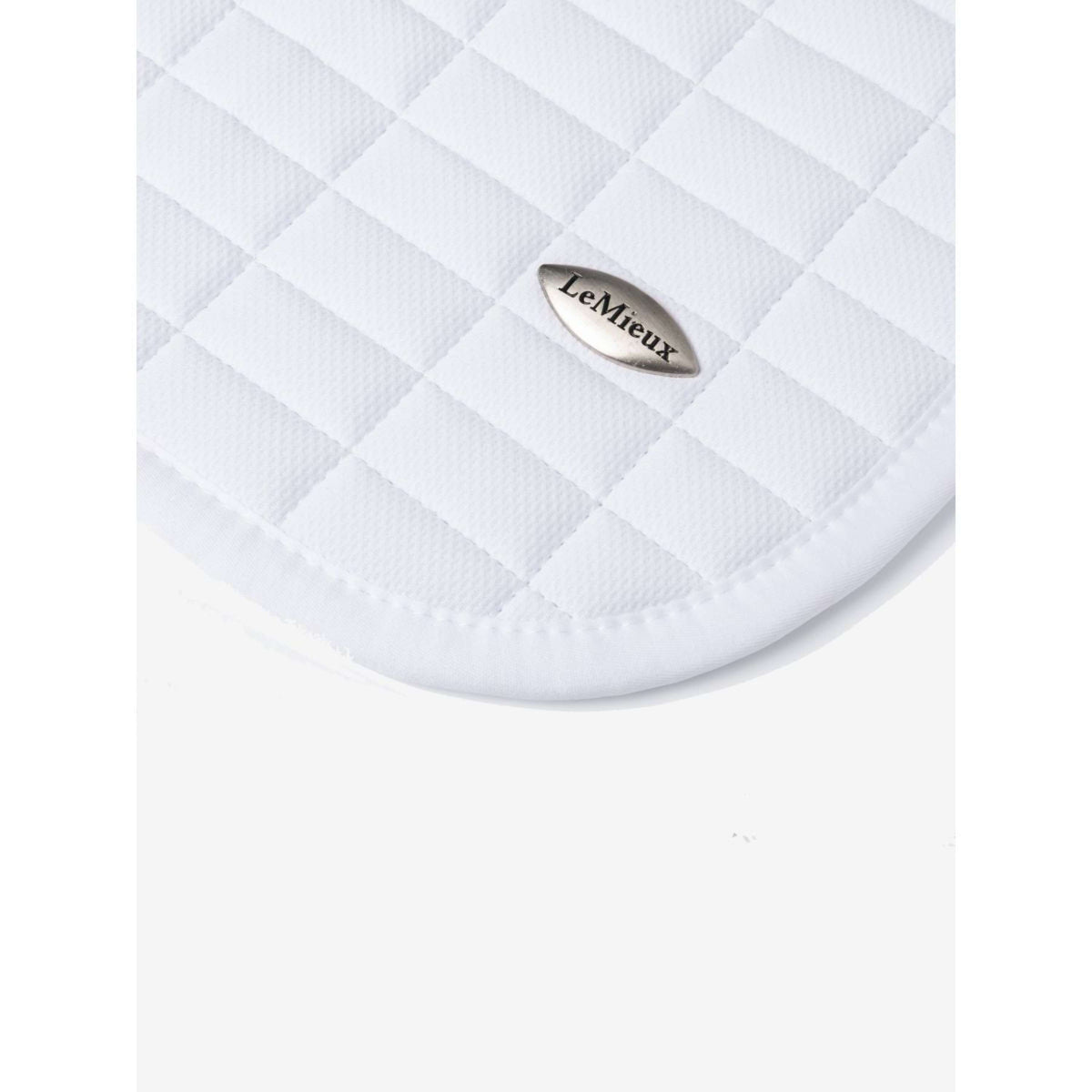 LeMieux Schabracke Self-Cool Square Arctic Close Contact Weiß