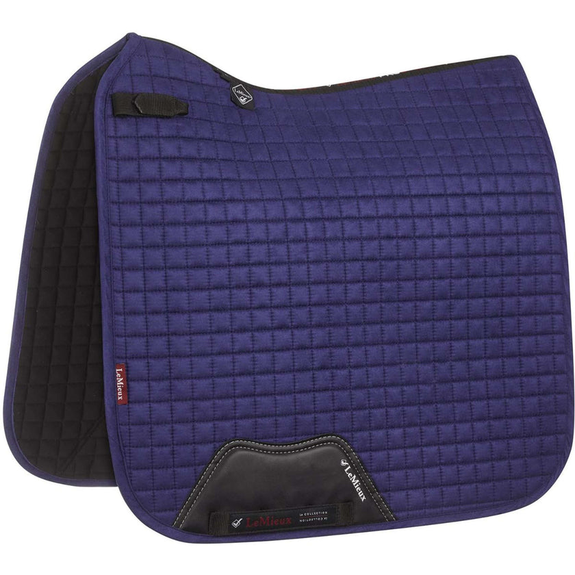 LeMieux Schabracke Luxury Square Dressur Ink Blue LeMieux Schabracke Luxury Square Dressur Ink Blue