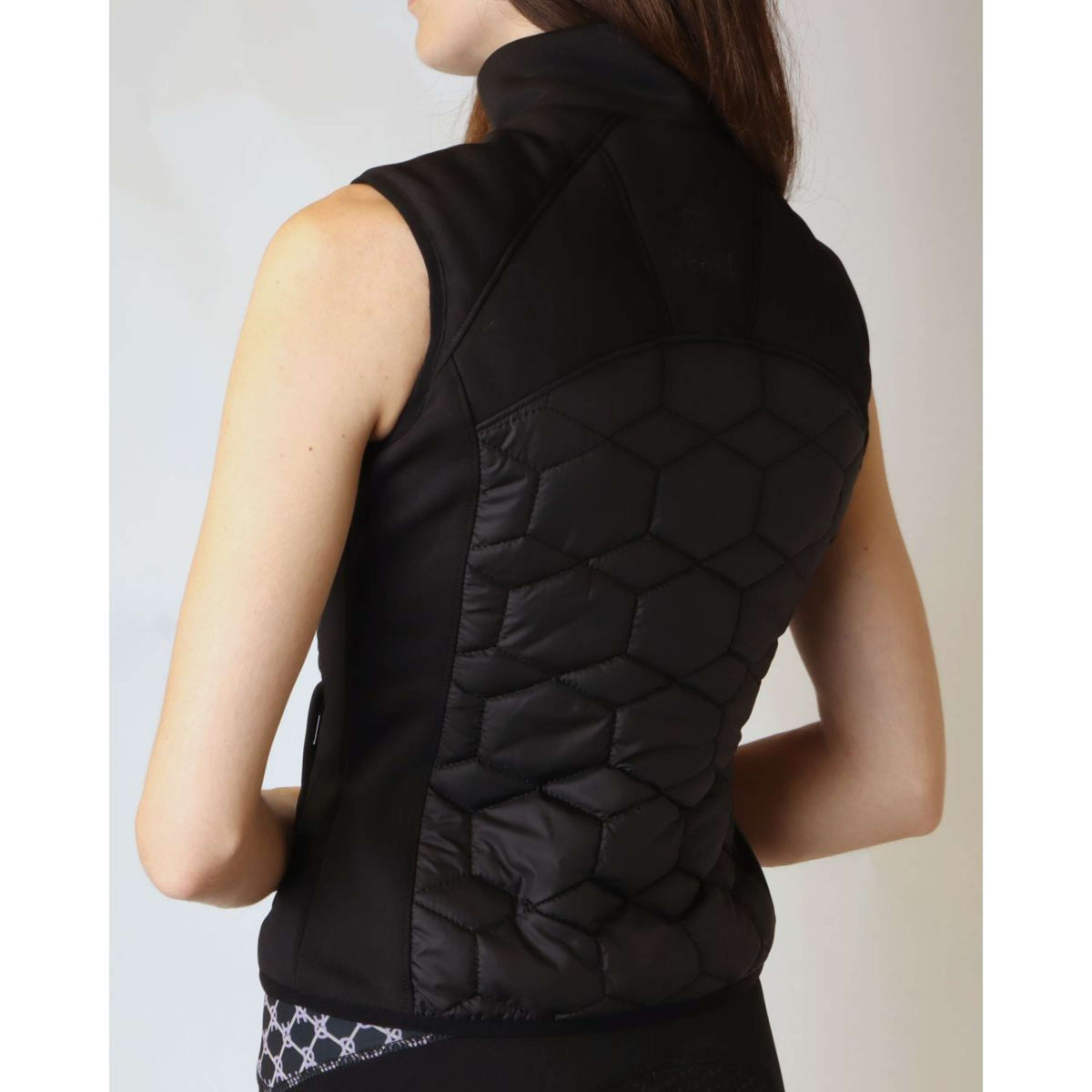 Rebel Weste Cube Quilted Hybrid Schwarz