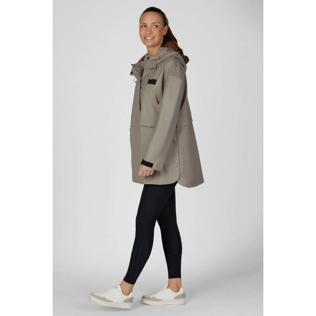 Pikeur Regenjacke Cape Athleisure AW26 Mocha Cream
