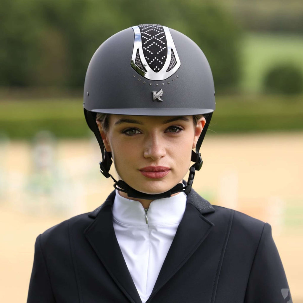 Karben by Shires Reithelm Sonic GXY Schwarz