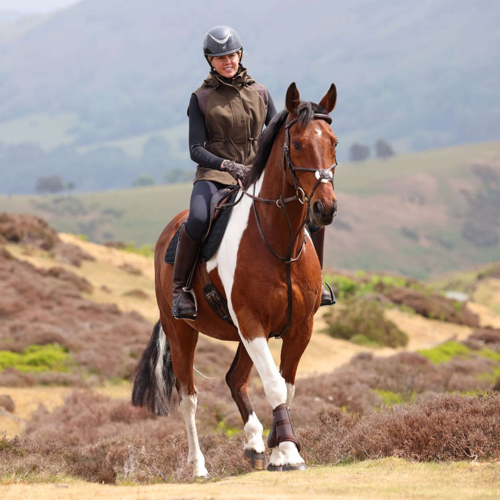 Aubrion by Shires Weste Heritage Dunkelolive