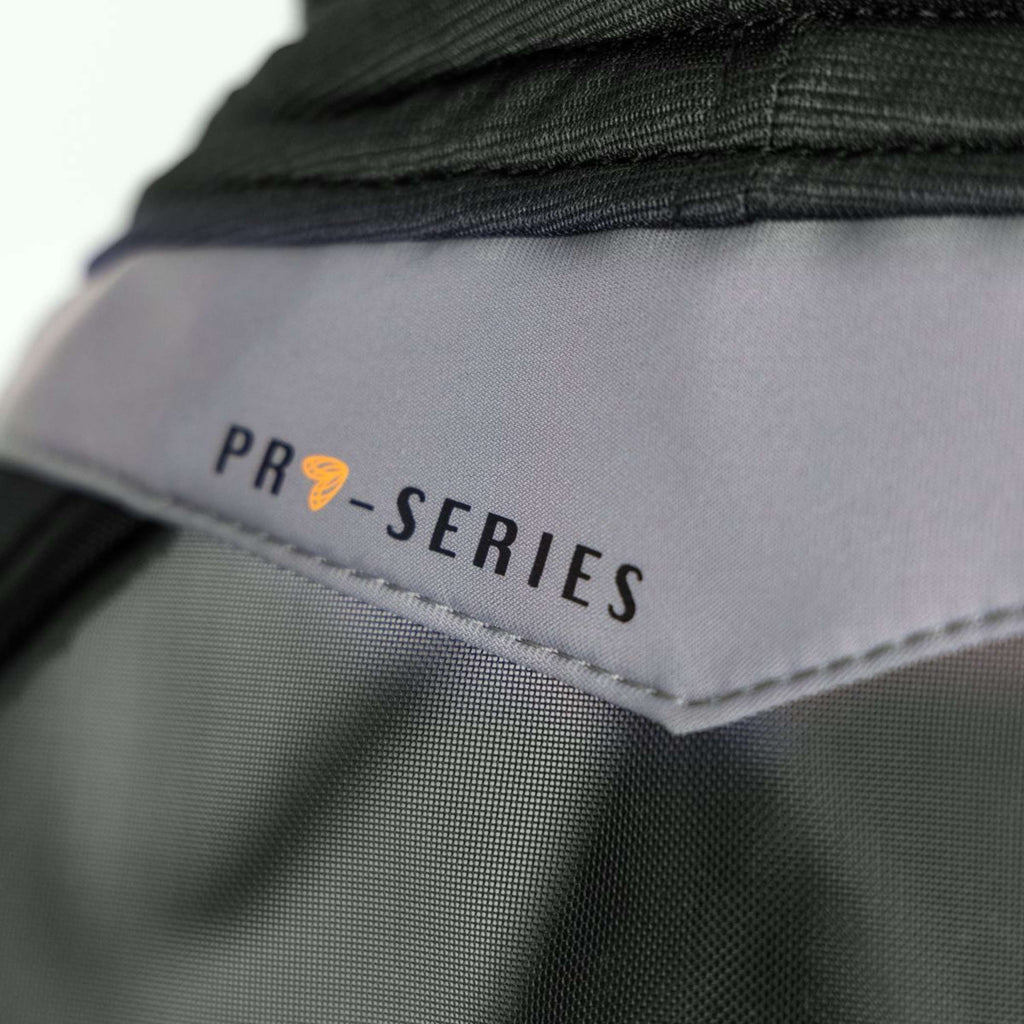 FlyGuard by Shires Fliegenmaske Pro Fine Mesh Ohne Ohren mit Nase Jet