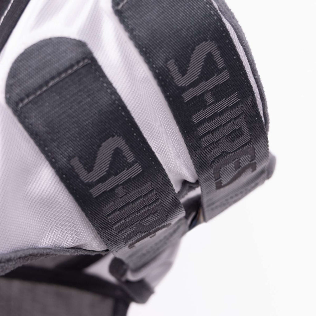 FlyGuard by Shires Fliegenmaske Pro Sun Shade mit Ohren und Nase Weiß
