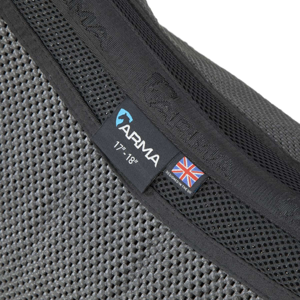 Arma by Shires Schabracke Soft Grip Springen Schwarz