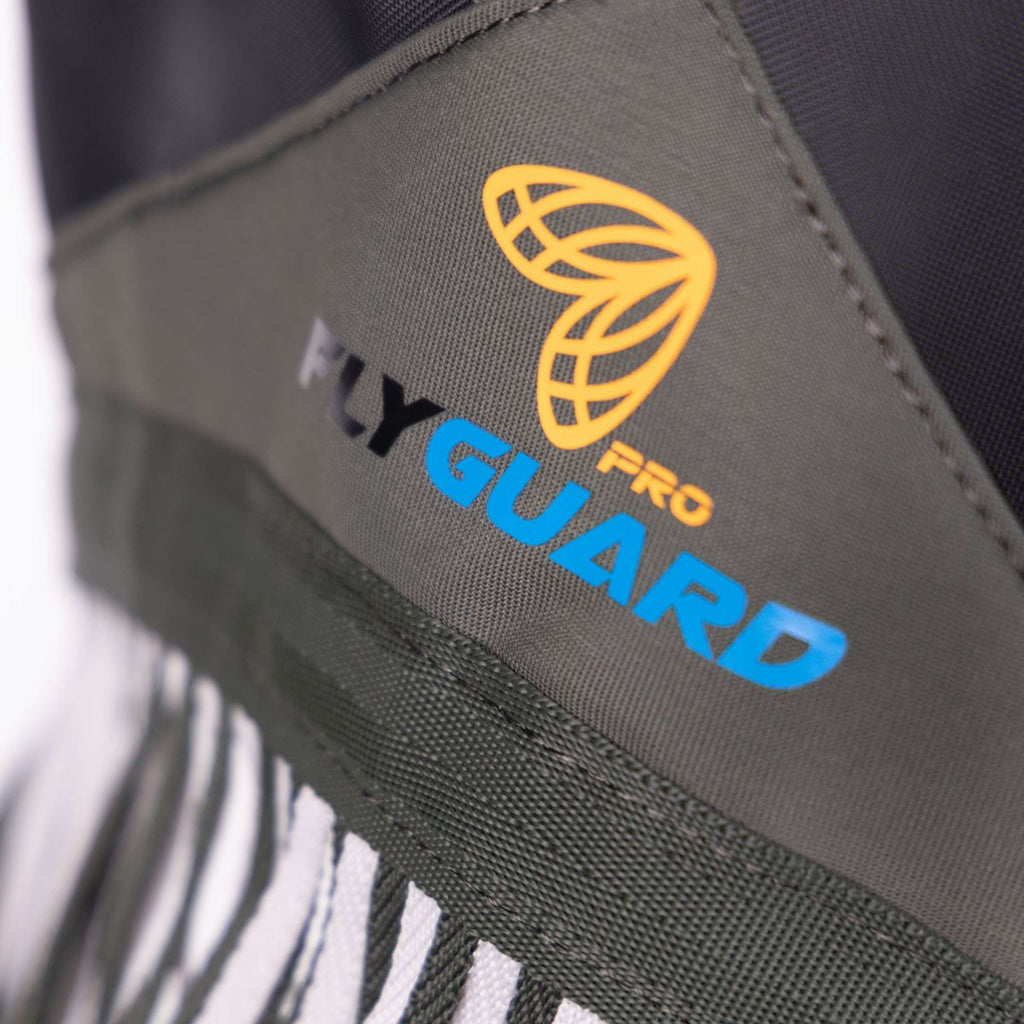FlyGuard by Shires Fliegenmaske Pro Air Motion mit Ohren und Fransen Khaki