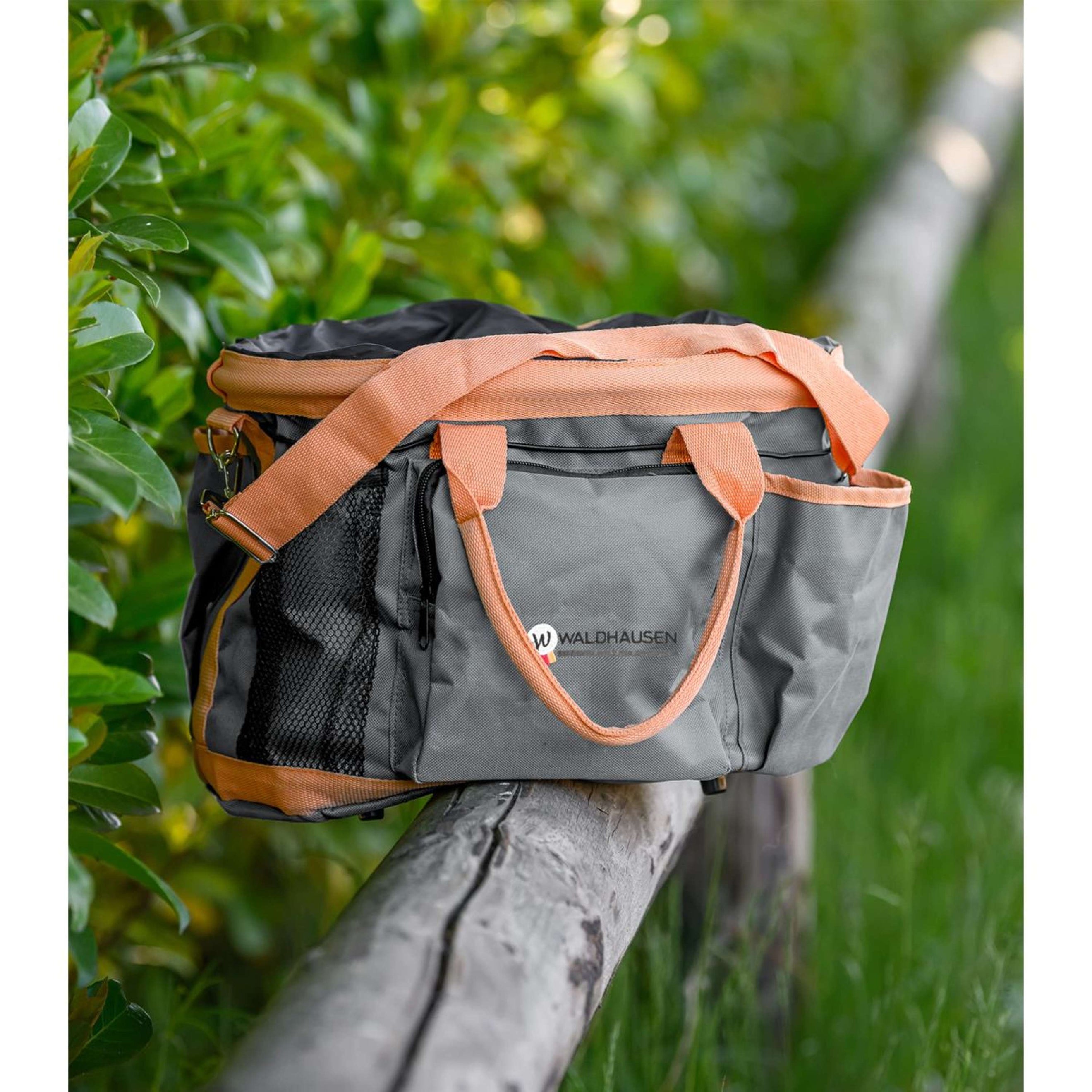 Waldhausen Putztasche Peach/Chrome Grey Waldhausen Putztasche Peach/Chrome Grey