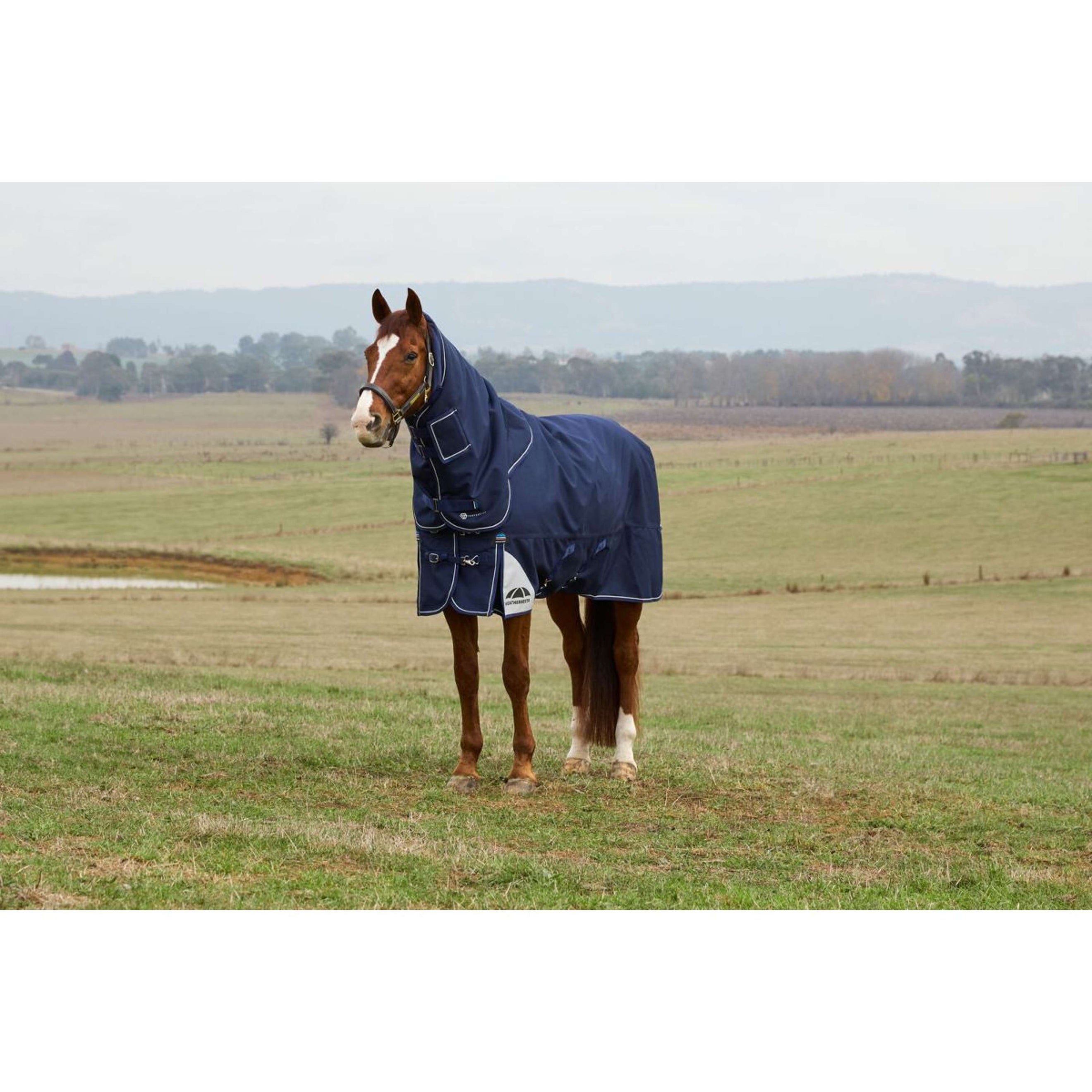 WeatherBeeta ComFiTec Ultra Turnout Detach-A-Neck 100g Navy WeatherBeeta ComFiTec Ultra Turnout Detach-A-Neck 100g Navy