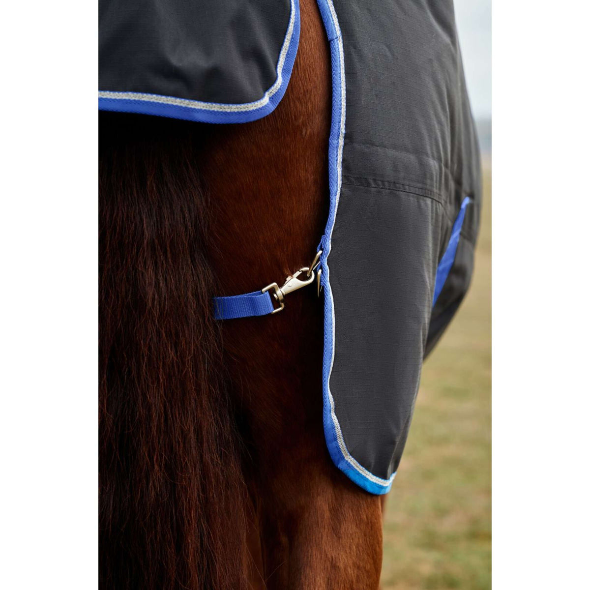 WeatherBeeta ComFiTec Tyro Turnout Standard Neck 220g Schwarz/Kobalt